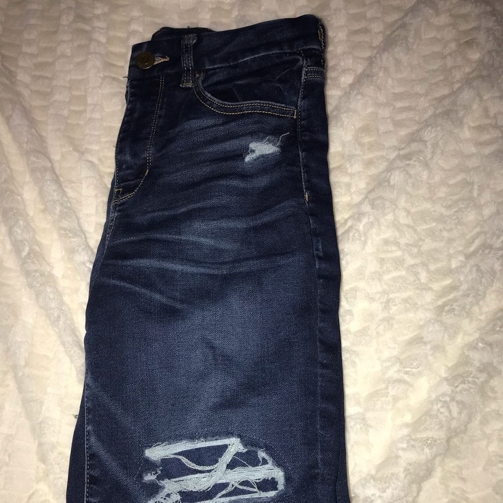 American Eagle ripped jeans